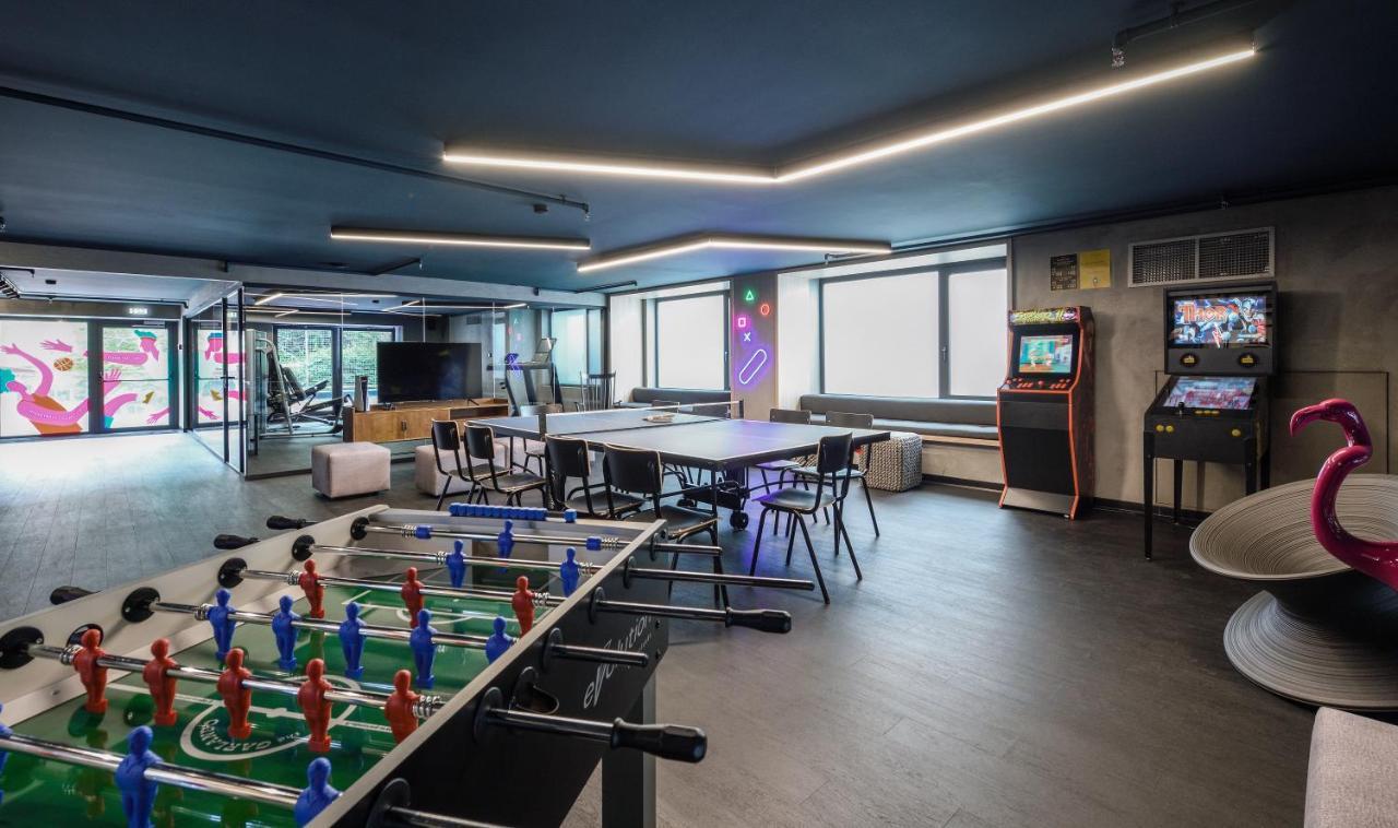 Onoma Hotel Selanik Dış mekan fotoğraf The games room at the University of Bath